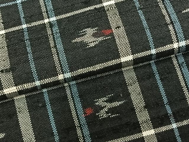 平和屋着物▽上質な紬　単衣　格子飛鳥文　黒地　正絹　逸品　AABC0460fy