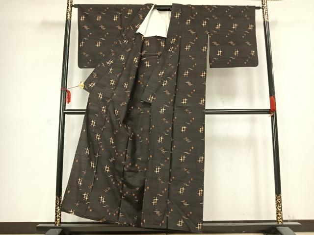平和屋着物▽国指定重要無形文化財 本場久米島紬 手織 単衣 琉球絣 正絹 逸品 AABC0479fy