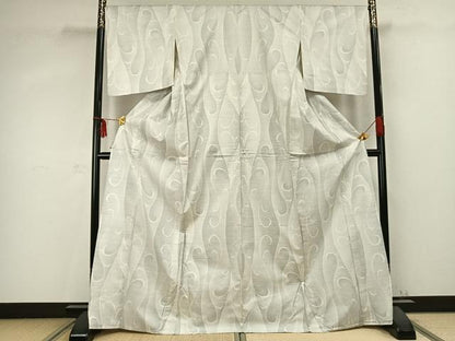 平和屋着物▽本場大島紬 白大島 単衣 9マルキ 唐草文 正絹 逸品 AABC0514fy
