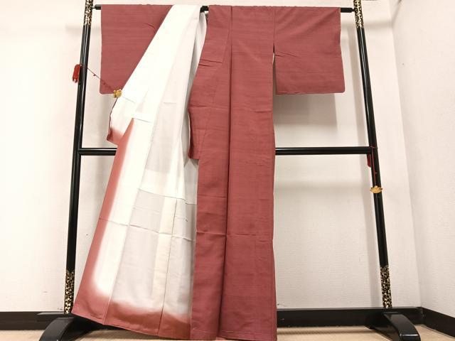 平和屋着物●上質な紬　色無地　蘇芳香色　正絹　逸品　未使用　AABC0610ph