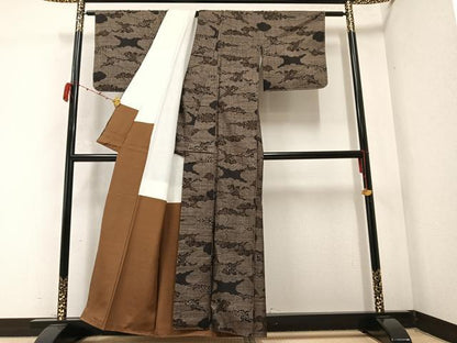 平和屋着物●本場大島紬　カタス9マルキ　雲重ね草花文　正絹　逸品　未使用　AABC0638ph