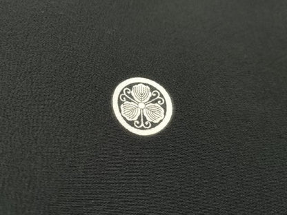 平和屋着物■豪華黒留袖　御所車飛鶴松竹梅文　金彩　正絹　逸品　AABC1309cs