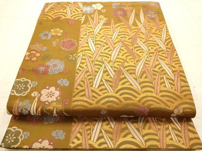 平和屋着物◎六通柄袋帯　唐織　舞花文　金糸　AABC1664dt