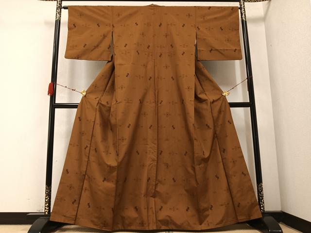 平和屋着物●上質な紬　琉球絣文様　丁子染色　正絹　逸品　AABC1765ph
