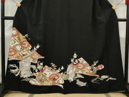 平和屋着物■豪華黒留袖　駒刺繍　飛鶴花菱文　金彩　正絹　逸品　AABC1969nf