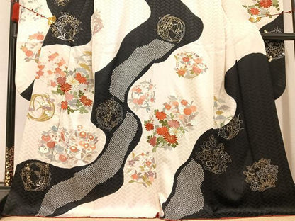 平和屋着物●豪華振袖 駒刺繍 絞り 草花文 金銀彩 そごう扱い 正絹 逸品 AABC2540ph