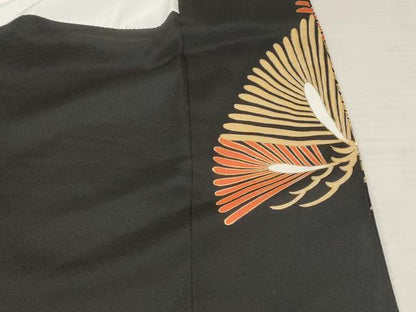 平和屋着物■豪華黒留袖　駒刺繍　枝松文　金彩　鬼しぼ縮緬　正絹　逸品　AABC2887st