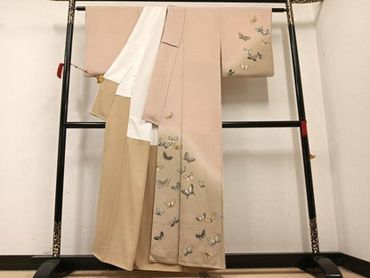 平和屋着物●訪問着　舞蝶　金彩　鬼しぼ縮緬　正絹　逸品　AABC3322ph