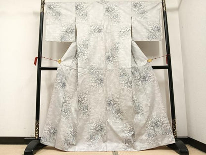 平和屋着物●本場大島紬 白大島 カタス７マルキ 総絣 草花文 正絹 逸品 AABC3326ph