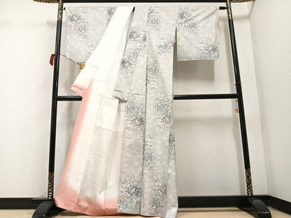 平和屋着物●本場大島紬 白大島 カタス７マルキ 総絣 草花文 正絹 逸品 AABC3326ph