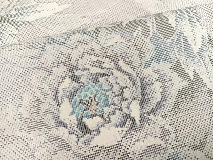 平和屋着物●本場大島紬 白大島 カタス７マルキ 総絣 草花文 正絹 逸品 AABC3326ph