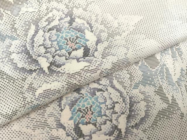 平和屋着物●本場大島紬 白大島 カタス７マルキ 総絣 草花文 正絹 逸品 AABC3326ph