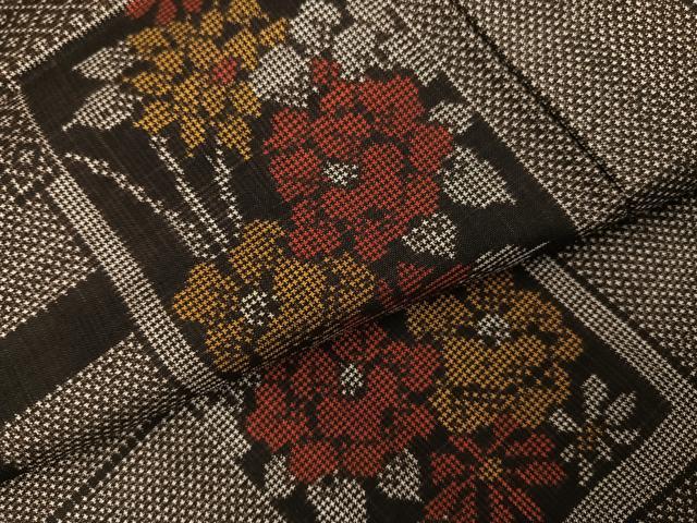 平和屋着物●本場大島紬　一元7マルキ　色紙草花文　三越扱い　正絹　逸品　未使用　AABC3353ph