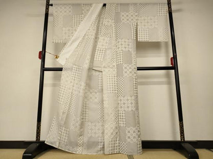 平和屋着物＊夏物　小紋　変わり絽　幾何学文様　洗える着物　AABC3482jd