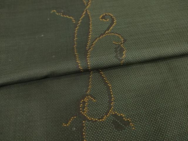 平和屋着物●本場大島紬　カタス7マルキ　花唐草文　黒地　正絹　逸品　AABC3533ck