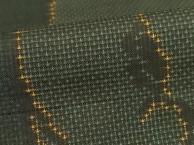 平和屋着物●本場大島紬　カタス7マルキ　花唐草文　黒地　正絹　逸品　AABC3533ck