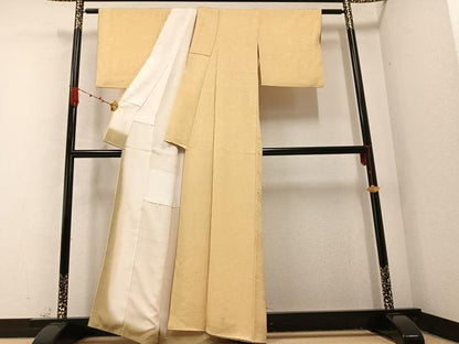 平和屋着物●上質な色無地 草花地紋 蜂蜜色 正絹 逸品 AABC3691ph