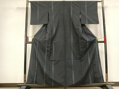 平和屋着物▽塩沢亀甲絣 単衣 110亀甲 幾何学文様 反端付き 正絹 逸品 AABC3739fy