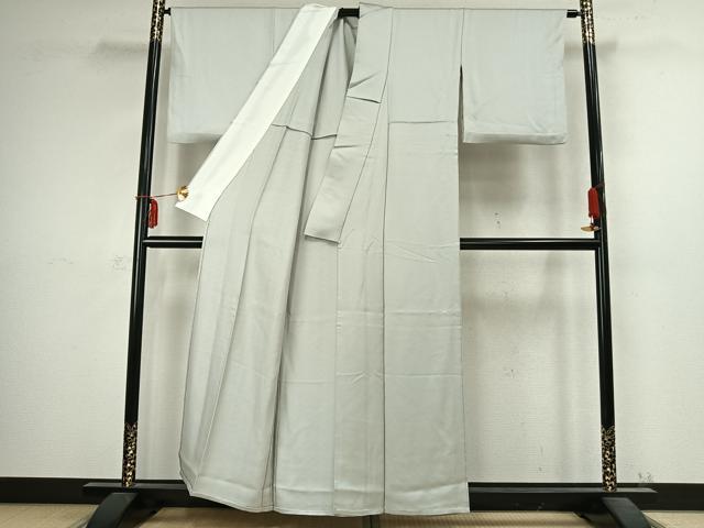 平和屋着物▽上質な色無地　単衣　紗綾形地紋　白花色　正絹　逸品　AABC4006fy