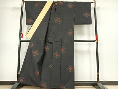 平和屋着物▽上質な紬 単衣 80亀甲 吉祥花文 黒地 正絹 逸品 AABC4069fy