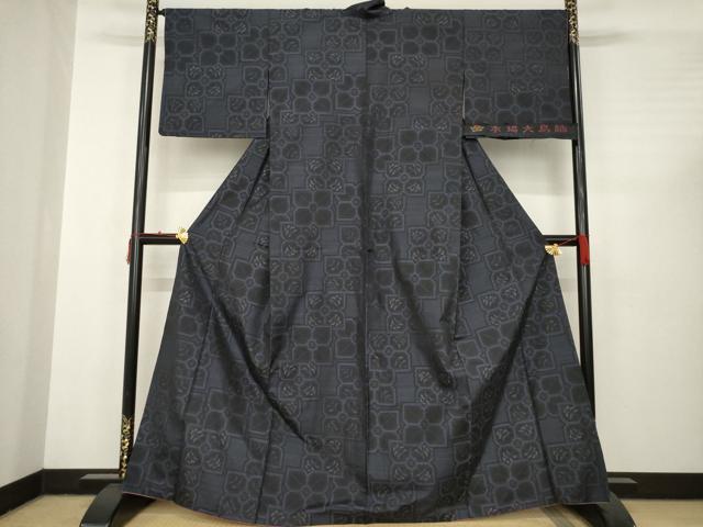 平和屋着物●本場大島紬　舞花文　反端付き　正絹　逸品　AABC4143ck