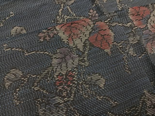 平和屋着物●本場大島紬　葡萄蔦の葉文　正絹　逸品　AABC4489ph