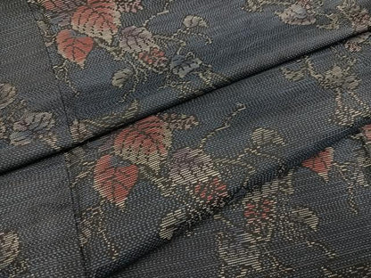 平和屋着物●本場大島紬　葡萄蔦の葉文　正絹　逸品　AABC4489ph