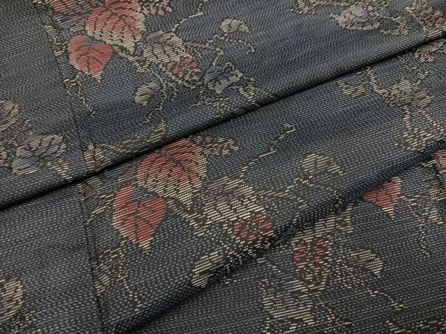 平和屋着物●本場大島紬　葡萄蔦の葉文　正絹　逸品　AABC4489ph