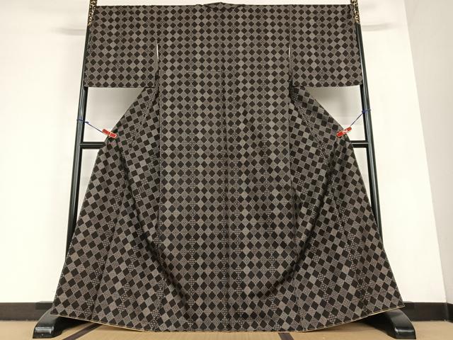 平和屋着物●本場大島紬 カタス7マルキ 花菱文 正絹 逸品 未使用 AABC4938zg