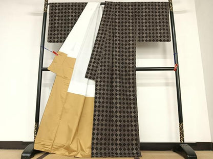 平和屋着物●本場大島紬 カタス7マルキ 花菱文 正絹 逸品 未使用 AABC4938zg