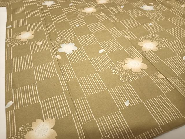 平和屋着物●上質な紬 市松舞桜 正絹 逸品 AABC4993zg