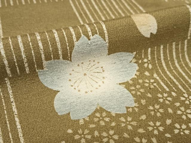 平和屋着物●上質な紬 市松舞桜 正絹 逸品 AABC4993zg