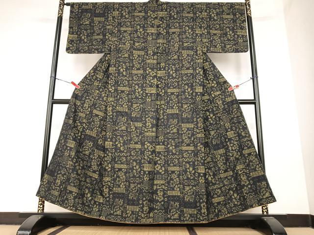 平和屋着物▽上質な紬　単衣　更紗花鳥文　黒地　正絹　逸品　AABG7011jh 平和屋着物▽上質な紬 単衣 格子 正絹 逸品 AABG7771jh 【公式通販】