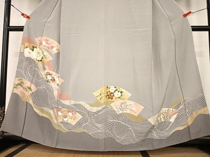平和屋着物●豪華色留袖　駒刺繍　道長地紙重ね花文　金銀彩　正絹　逸品　AABC5012zg
