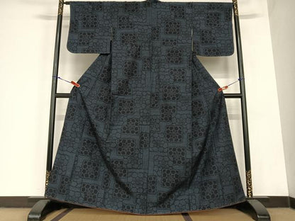 平和屋着物●結城紬　80亀甲　色紙花文　正絹　逸品　未使用　AABC5141zg