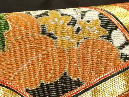 平和屋着物■豪華黒留袖　駒刺繍　地紙飛鶴花文　金彩　正絹　逸品　AABC5228sx