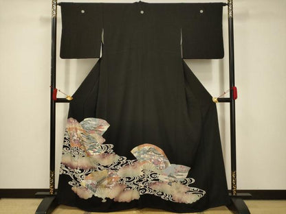 平和屋着物■豪華黒留袖　駒刺繍　流水扇面風景文　金銀彩　正絹　逸品　AABC5291sx