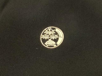 平和屋着物■豪華黒留袖　駒刺繍　流水扇面風景文　金銀彩　正絹　逸品　AABC5291sx