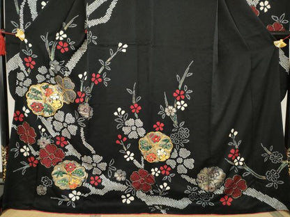 平和屋着物●豪華振袖 駒刺繍 絞り 枝花文 黒地 金彩 ロング丈 正絹 逸品 AABC5631ck