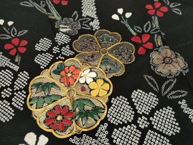 平和屋着物●豪華振袖 駒刺繍 絞り 枝花文 黒地 金彩 ロング丈 正絹 逸品 AABC5631ck