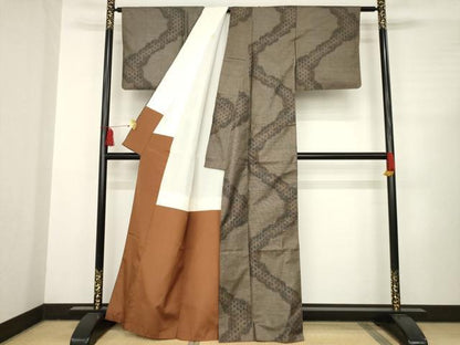 平和屋着物●本場大島紬　カタス9マルキ　流水麻の葉地紋　正絹　逸品　AABC5671ck