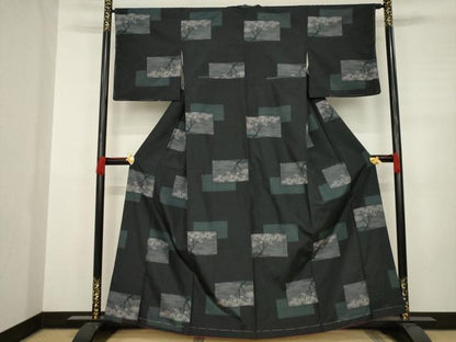 平和屋着物●上質な紬　色紙重ね風景文　黒地　正絹　逸品　AABC6106ck