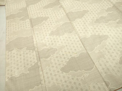 平和屋着物●本場大島紬　白大島　カタス7マルキ　雲重ね麻の葉文　正絹　逸品　AABC6114ck