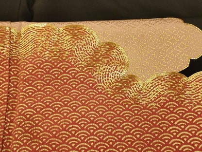平和屋着物■豪華黒留袖　駒刺繍　吉祥雲取り文　金彩　正絹　逸品　AABC7210fw