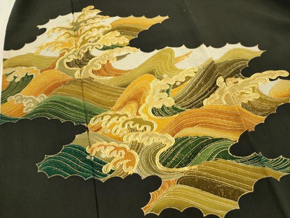 平和屋着物■豪華黒留袖　駒刺繍　立波文　金彩　正絹　逸品　AABC7378ma