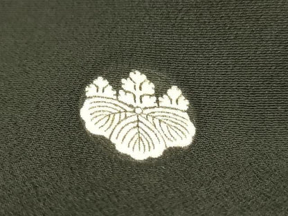 平和屋着物■豪華黒留袖　駒刺繍　立波文　金彩　正絹　逸品　AABC7378ma