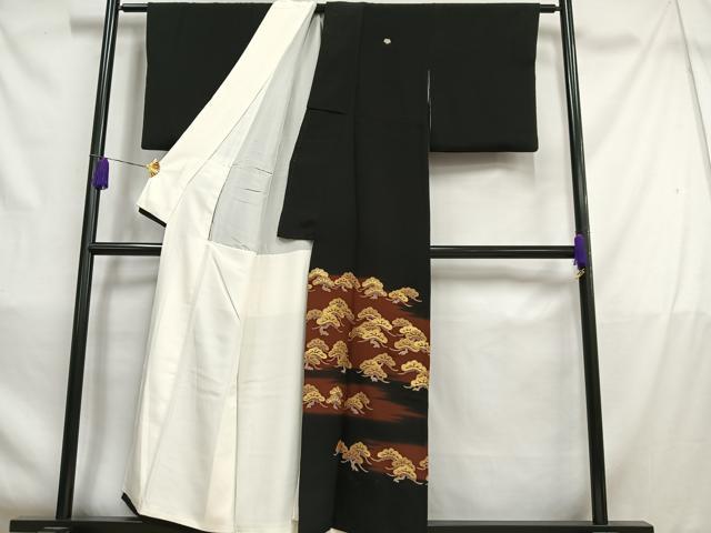 平和屋着物■豪華黒留袖　駒刺繍　松文　暈し染め　金彩　正絹　逸品　AABC7606oa