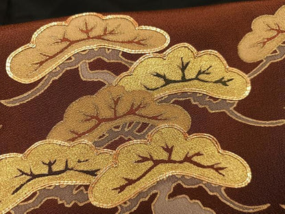 平和屋着物■豪華黒留袖　駒刺繍　松文　暈し染め　金彩　正絹　逸品　AABC7606oa