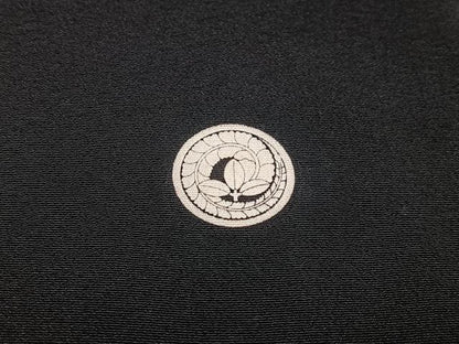 平和屋着物■豪華黒留袖 駒刺繍 松文 正絹 逸品 AABC7615oa