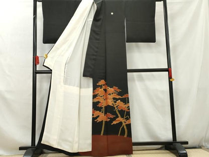 平和屋着物■豪華黒留袖　駒刺繍　枝松　暈し染め　金糸　正絹　逸品　AABC7953cs